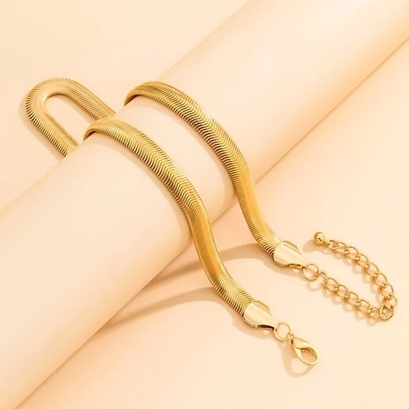 🔵𝟲𝟱%𝗢𝗙𝗙 𝗯𝘂𝗻𝗱𝗹𝗲𝘀 𝟯+🔵 NEW Flat Snake Stainless Steel Necklace - Picture 4 of 17